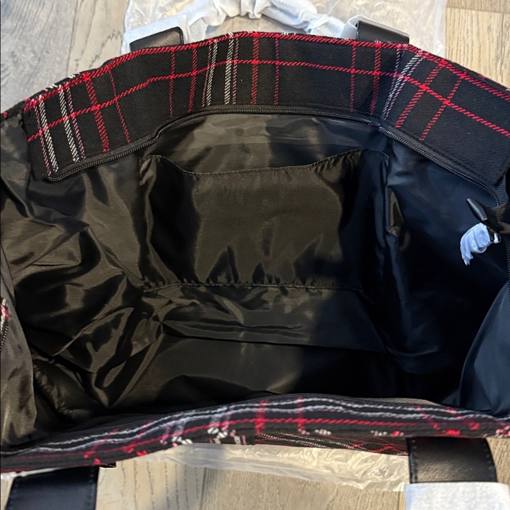 Victoria’s Secret Black & Red Plaid Tote Bag 13.75" x 22.83" x 7.375" Zip Top - Picture 12 of 12